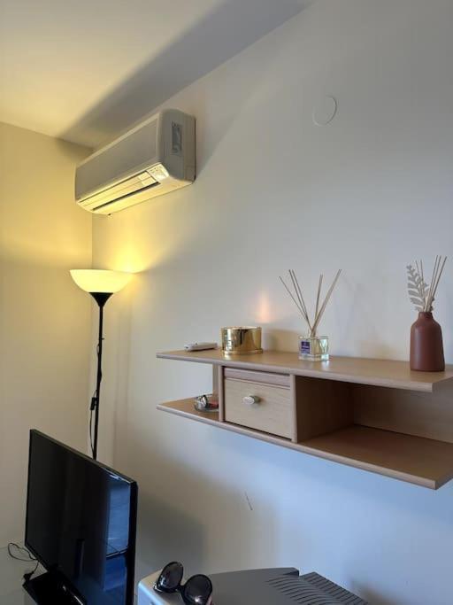 Spacious Fully Furnished Studio In Kavarna Apart Hotel Εξωτερικό φωτογραφία