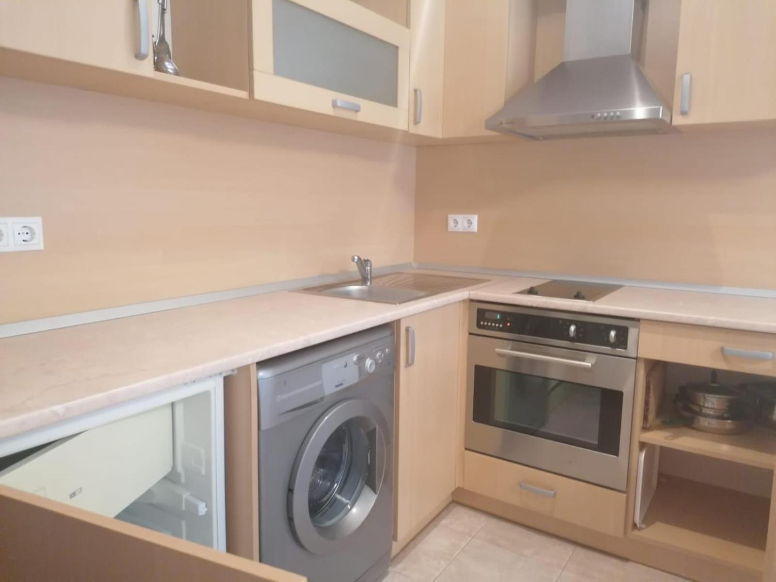 Spacious Fully Furnished Studio In Kavarna Apart Hotel Εξωτερικό φωτογραφία